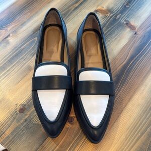 Women’s dress shoes